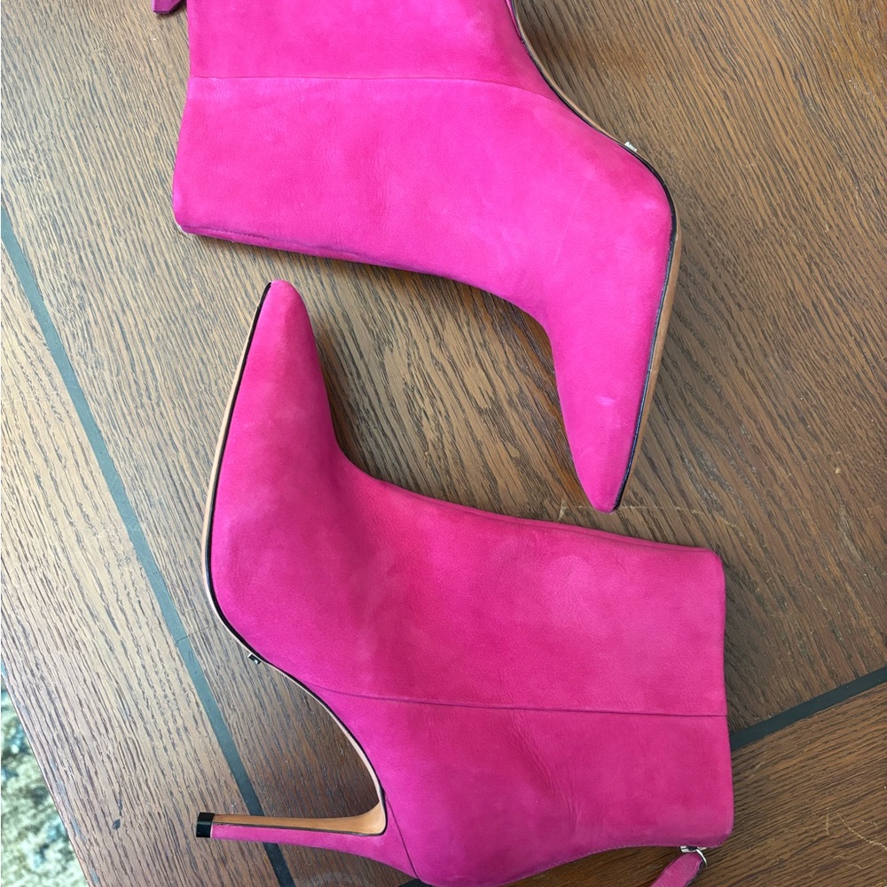SCHUTZ Fuchsia Pointed-Toe Suede Ankle Boots Size 7.5 - Picture 11 of 11